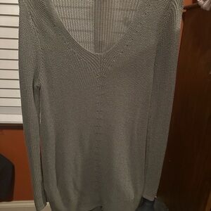 Old Navy Women's V-Neck Sweater in Green